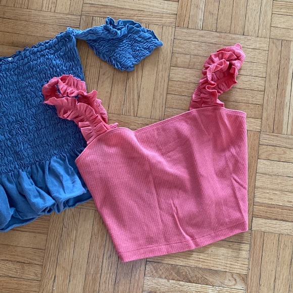 Two frilly crop tops - Picture 3 of 5